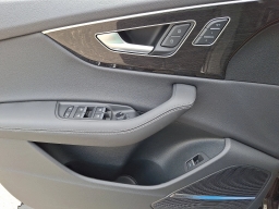 Audi Q8 Premium Plus quattro 2026