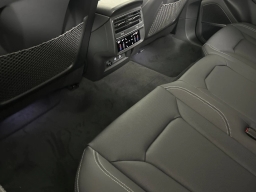 Audi Q8 Premium Plus quattro 2026