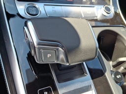 Audi Q8 Premium Plus quattro 2026