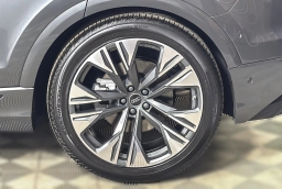 Audi Q8 Premium Plus quattro 2026