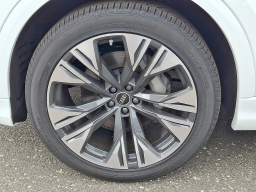 Audi Q8 Premium Plus quattro 2026