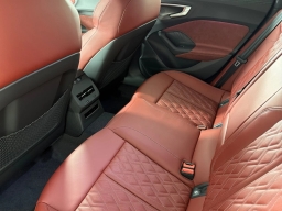 Audi S5 Premium Plus 3.0 TFSI quattro 2026