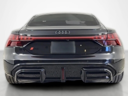 Audi RS e-tron GT performance quattro 2026