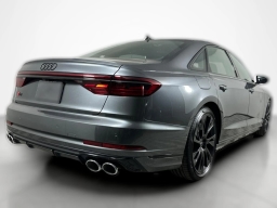 Audi S8 4.0T (Tiptronic) 4.0 TFSI 2025