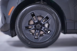 BMW iX xDrive45 Sports Activity Vehicle 2026