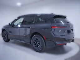 BMW iX xDrive45 Sports Activity Vehicle 2026