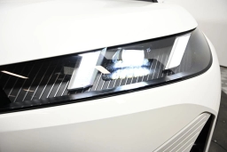 BMW iX xDrive45 Sports Activity Vehicle 2026