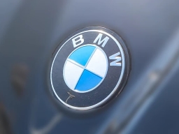 BMW iX xDrive45 Sports Activity Vehicle 2026