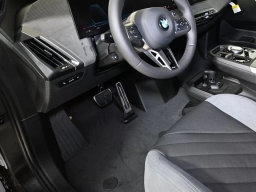 BMW iX xDrive45 Sports Activity Vehicle 2026