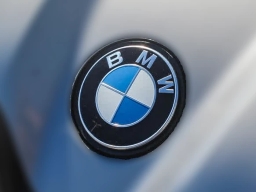 BMW iX xDrive45 Sports Activity Vehicle 2026