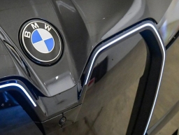 BMW iX xDrive45 Sports Activity Vehicle 2026