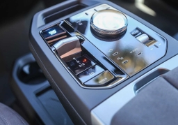 BMW iX xDrive45 Sports Activity Vehicle 2026