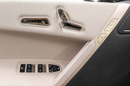 BMW iX xDrive45 Sports Activity Vehicle 2026