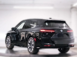 BMW iX xDrive45 Sports Activity Vehicle 2026