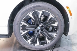 BMW iX xDrive45 Sports Activity Vehicle 2026