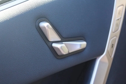 BMW iX xDrive45 Sports Activity Vehicle 2026