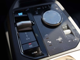 BMW iX xDrive45 Sports Activity Vehicle 2026