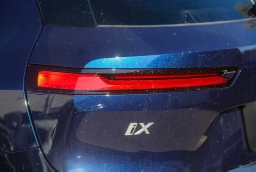 BMW iX xDrive45 Sports Activity Vehicle 2026