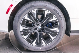 BMW iX xDrive45 Sports Activity Vehicle 2026