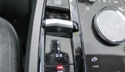 BMW iX xDrive45 Sports Activity Vehicle 2026