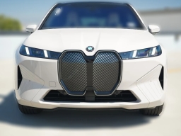 BMW iX xDrive45 Sports Activity Vehicle 2026