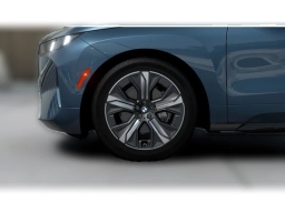 BMW iX xDrive60 Sports Activity Vehicle 2026