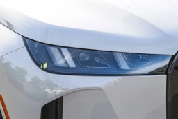 BMW iX xDrive60 Sports Activity Vehicle 2026