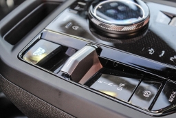 BMW iX xDrive60 Sports Activity Vehicle 2026