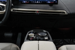 BMW iX xDrive60 Sports Activity Vehicle 2026