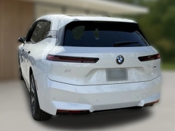BMW iX xDrive60 Sports Activity Vehicle 2026