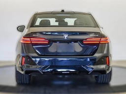 BMW 5 Series 550e xDrive Sedan 2026