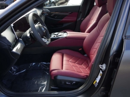 BMW 5 Series 550e xDrive Sedan 2026