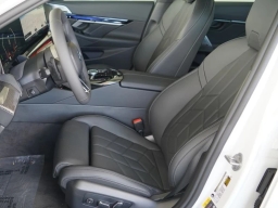 BMW 5 Series 550e xDrive Sedan 2026