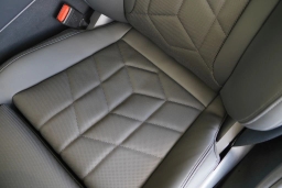 BMW 5 Series 550e xDrive Sedan 2026