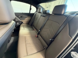 BMW 5 Series 550e xDrive Sedan 2026