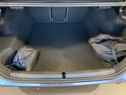 BMW 5 Series 550e xDrive Sedan 2026