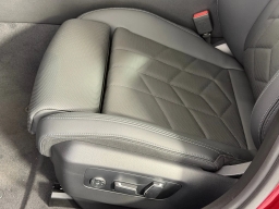 BMW 5 Series 550e xDrive Sedan 2026