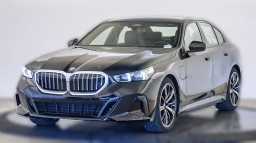 BMW 5 Series 550e xDrive Sedan 2026