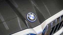 BMW 5 Series 550e xDrive Sedan 2026