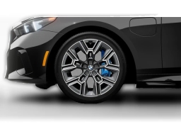 BMW 5 Series 550e xDrive Sedan 2026