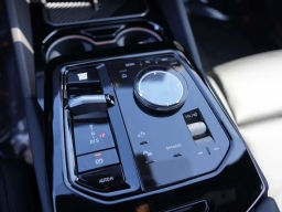 BMW 5 Series 550e xDrive Sedan 2026