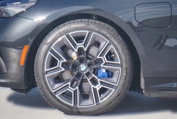 BMW 5 Series 550e xDrive Sedan 2026