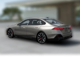 BMW 5 Series 550e xDrive Sedan 2026