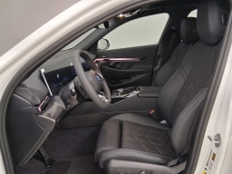 BMW 5 Series 550e xDrive Sedan 2026