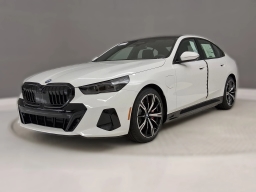 BMW 5 Series 550e xDrive Sedan 2026