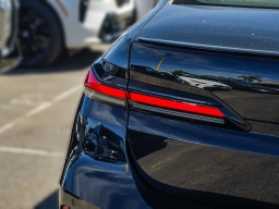 BMW 7 Series 740i Sedan 2026