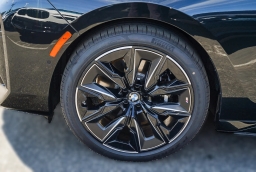 BMW 7 Series 740i Sedan 2026