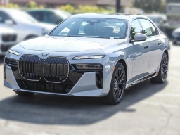 BMW 7 Series 740i Sedan 2026