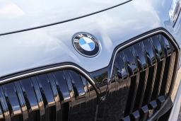 BMW 7 Series 740i Sedan 2026