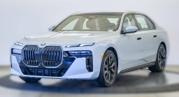 BMW 7 Series 740i Sedan 2026